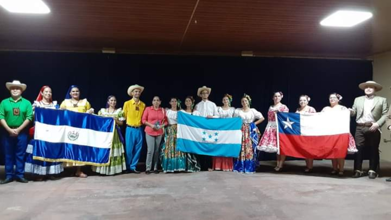 Iii Festival Latinoamericano De Folklore Reúne A El Salvador Chile Y